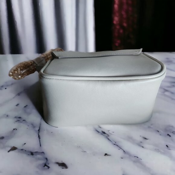 NEW BELLA RUSSO Beige/Grey Crossbody/Hand Purse - Picture 5 of 8